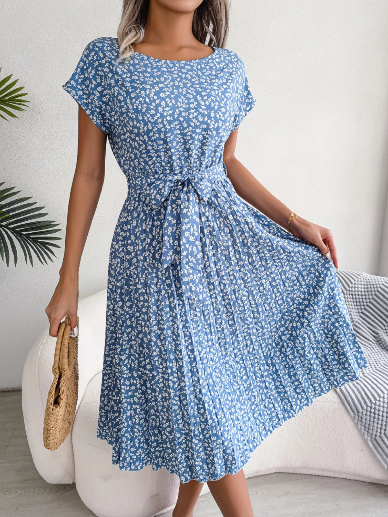 Floral Print Pleated Midi Dress with Belt Light Blue