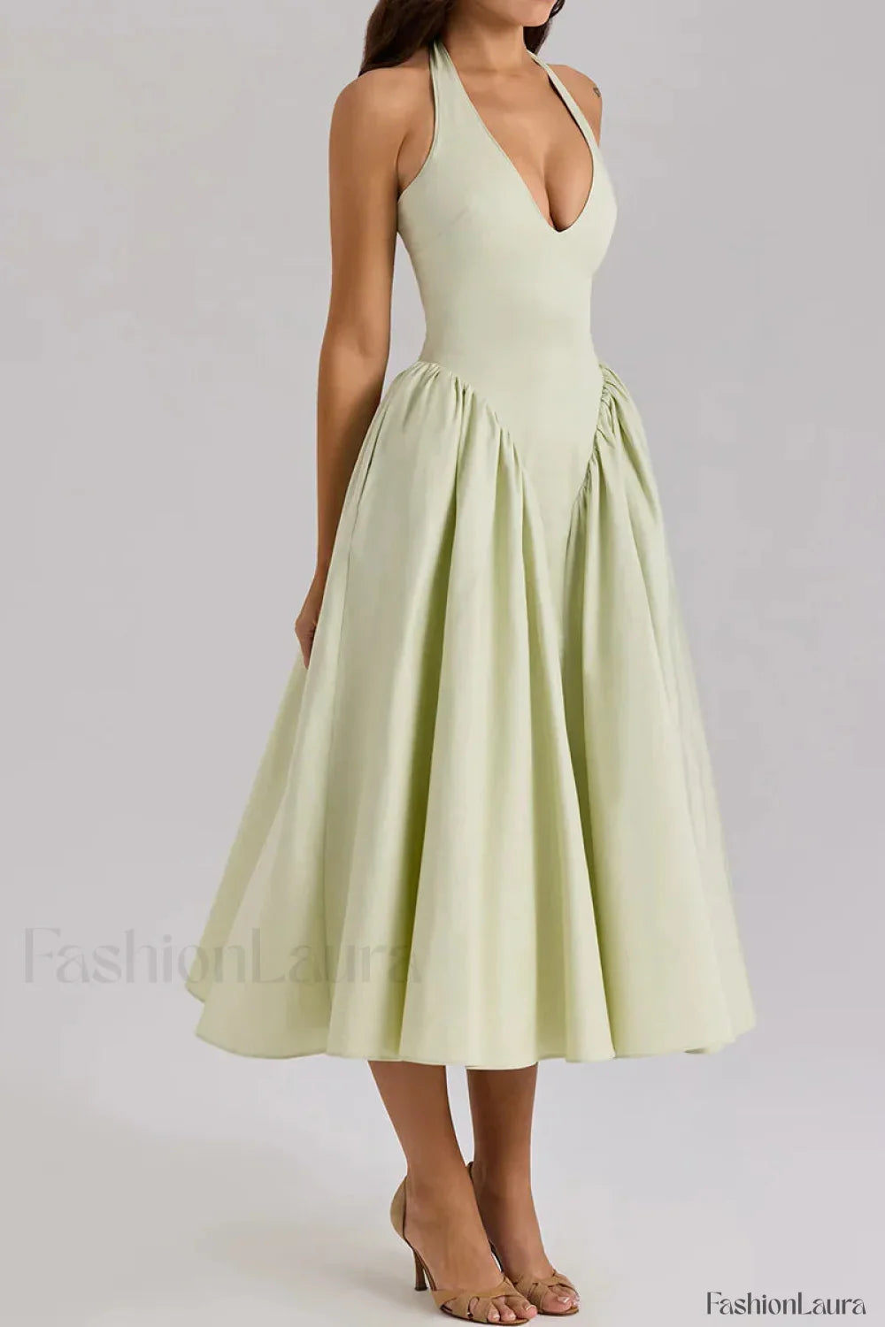 Deep V-Neck Backless Pure Desire White Slim Fit Maxi Dress