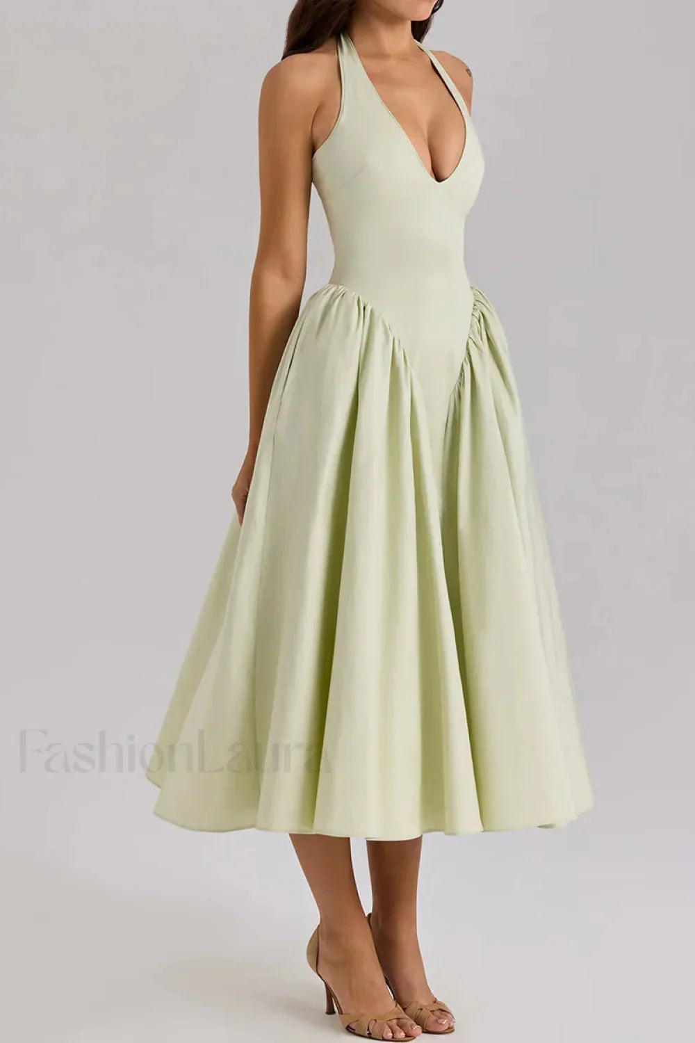 Deep V-Neck Backless Pure Desire White Slim Fit Maxi Dress