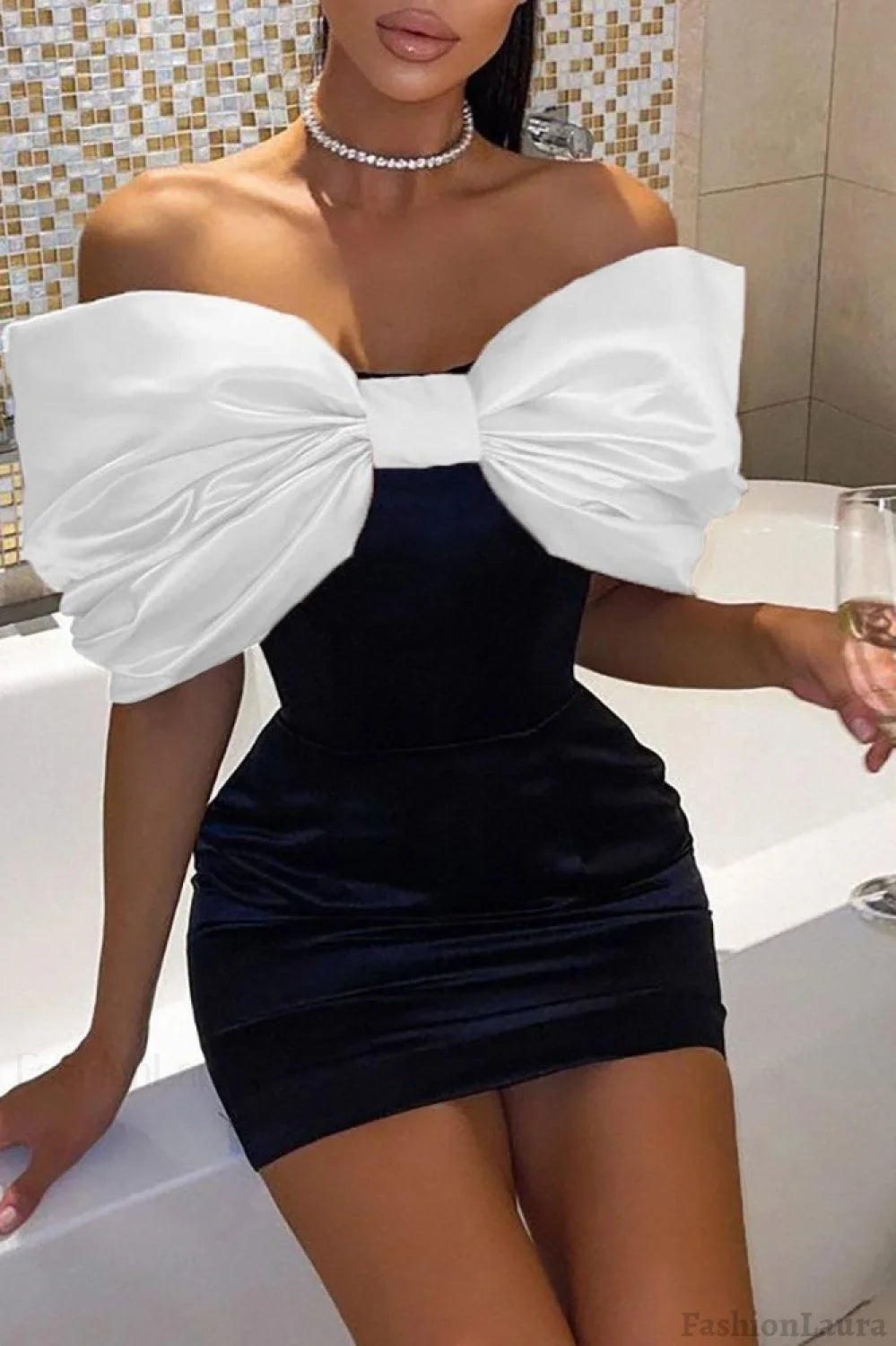 Detachable Bow Backless Bodycon Cocktail Dress S / White
