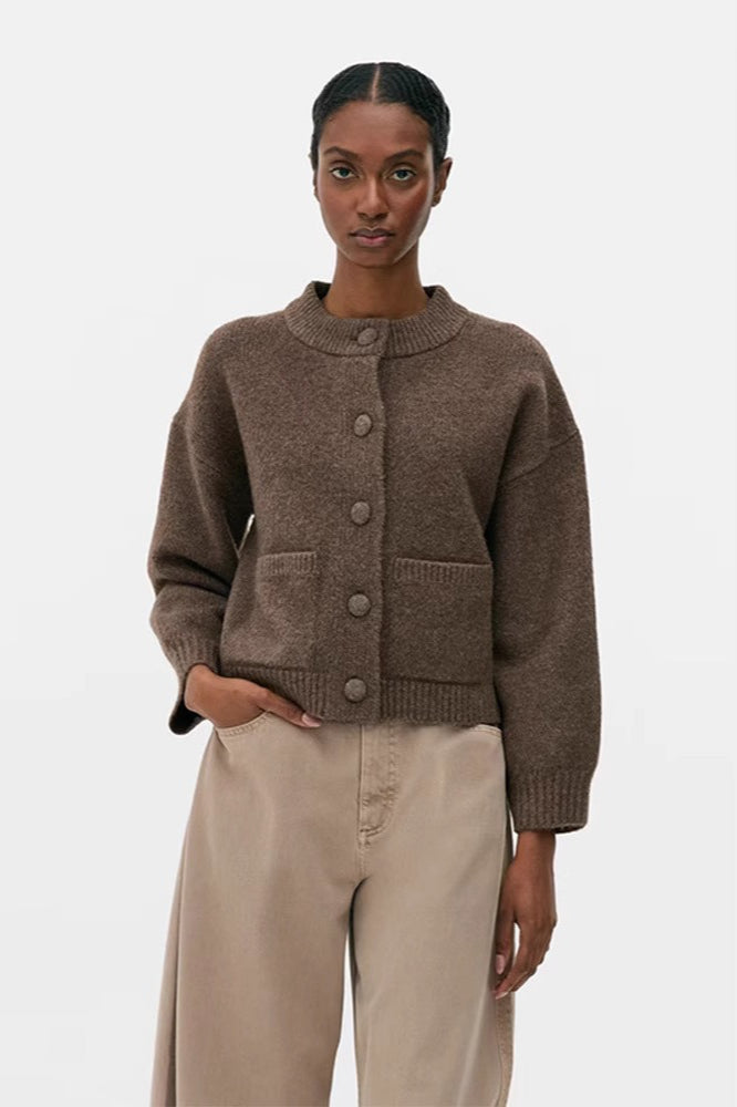 Fashionable Knit Cardigan Sweater