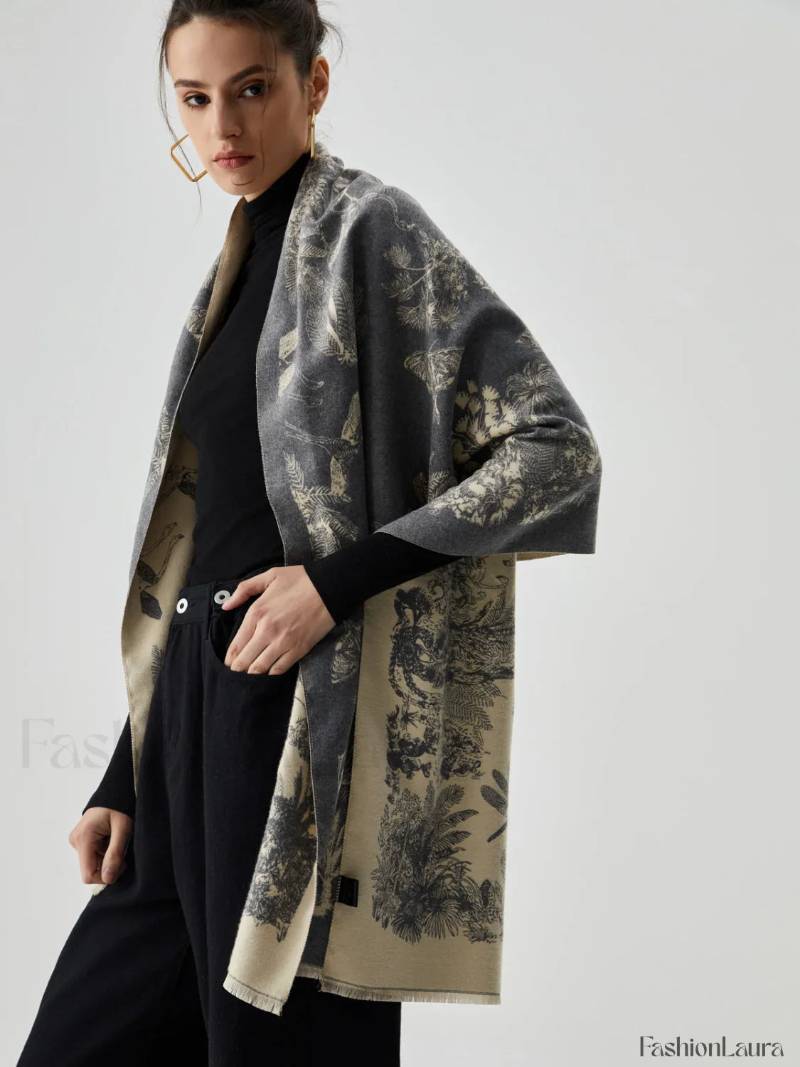 Double Face Graceful Jacquard Tassel Scarf