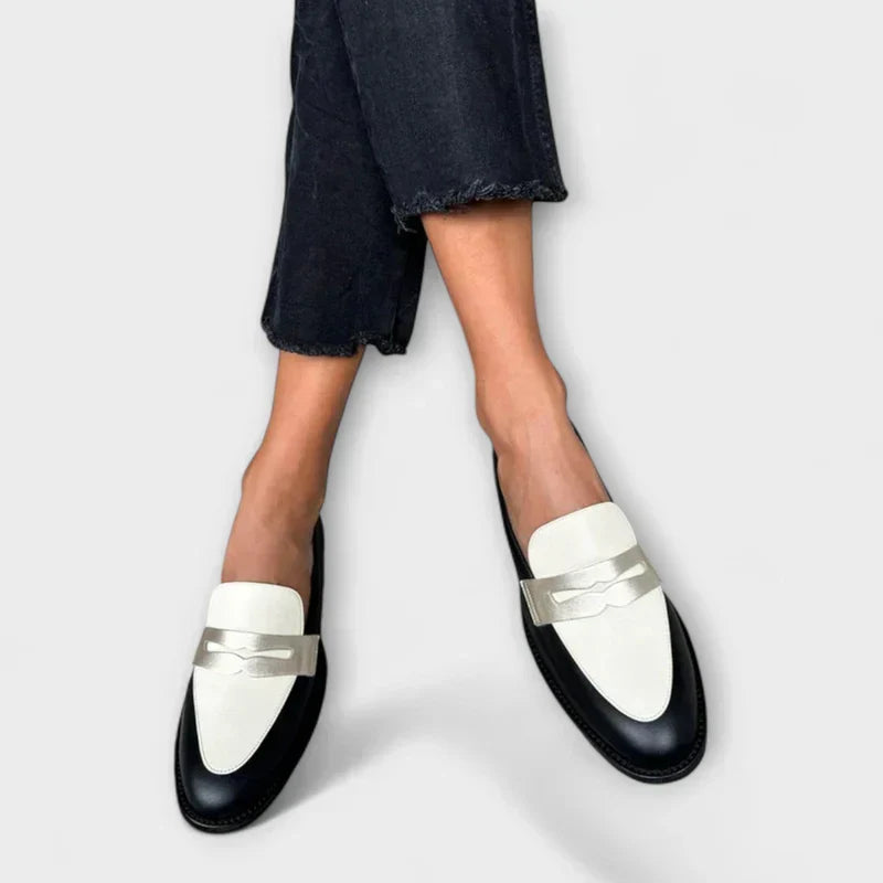 Contrast Penny Strap Round Toe Flat Loafers