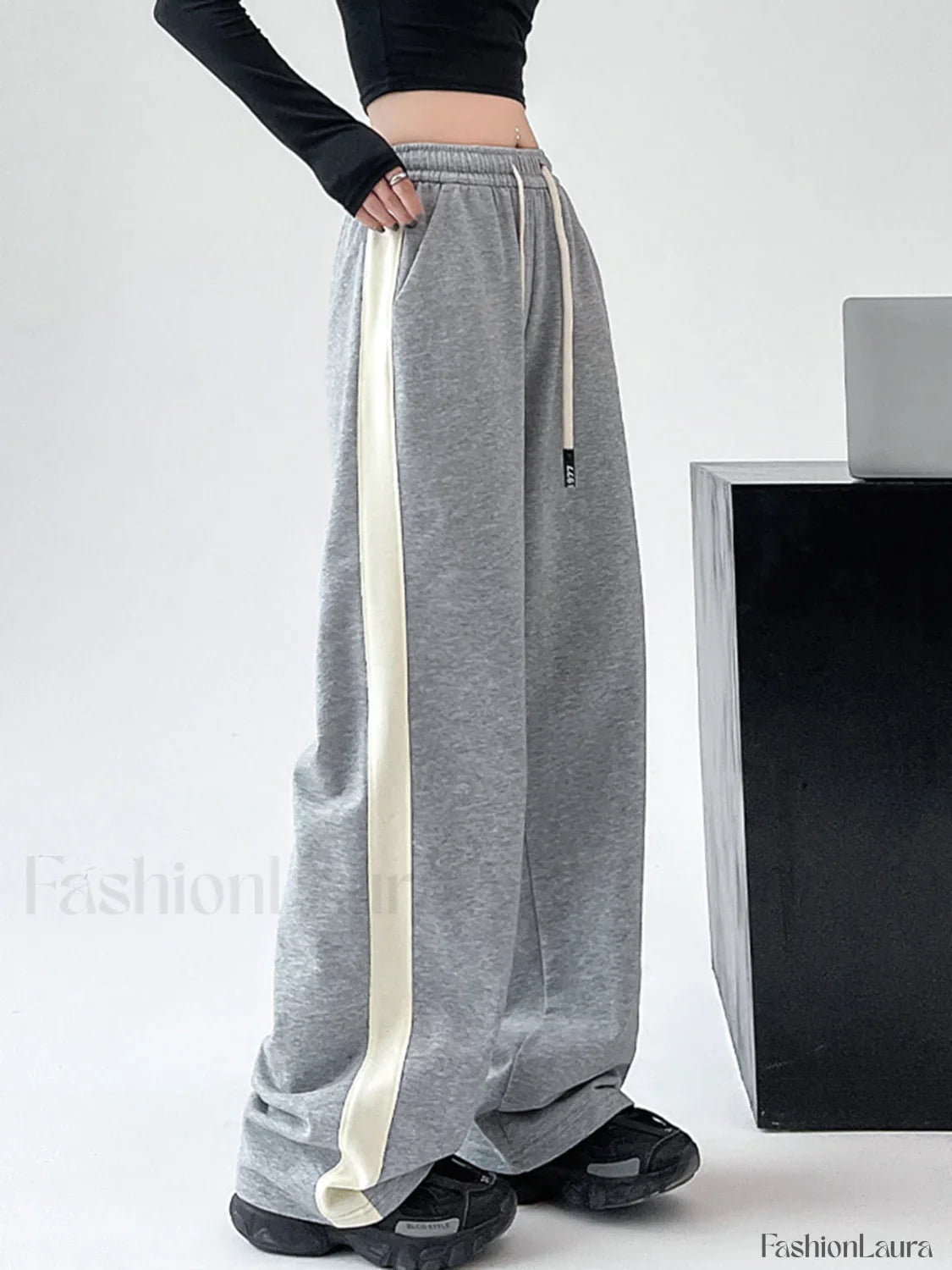 Drawstring Contrast Trim Trendy Wide Leg Sweatpants