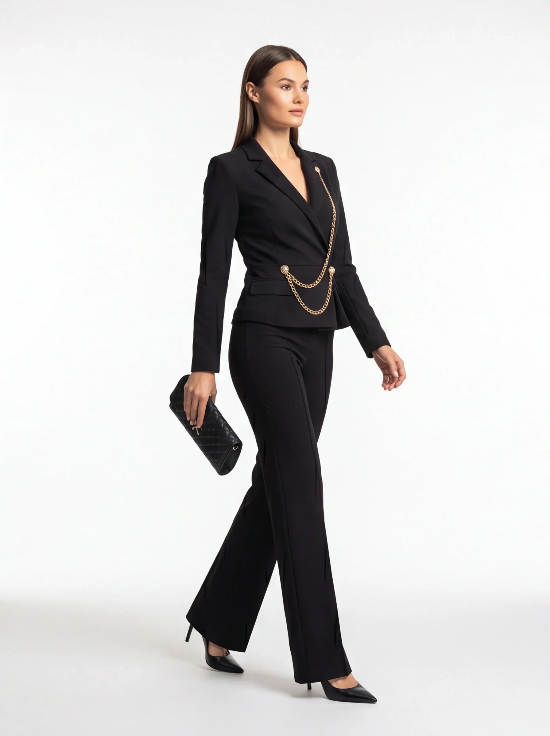 Elegant White Jumpsuit for Women with Pockets and Adjustable Straps