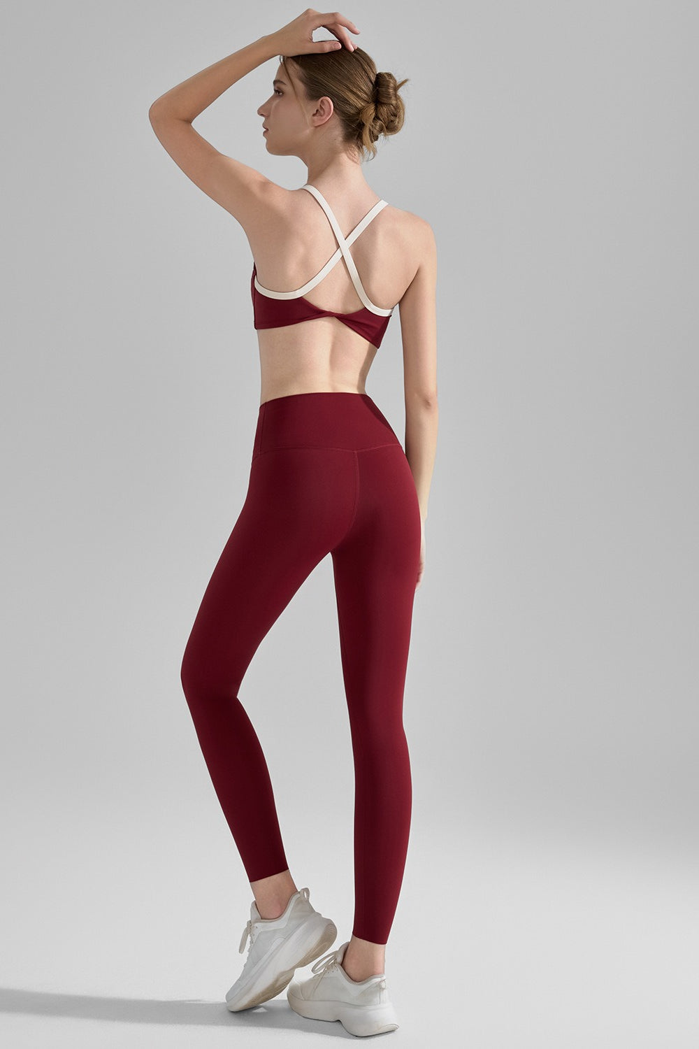 Cross Back Contrast Trim Sports Bra and High Waist Leggings Two Piece Set