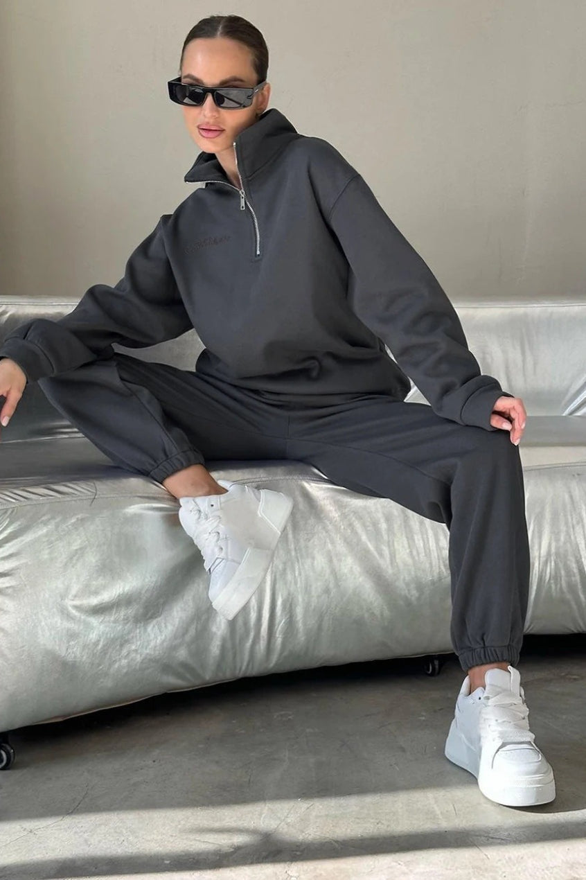 Letter Embroidered Half Zip Fleece Sweatshirt and Joggers Two Piece Set 4