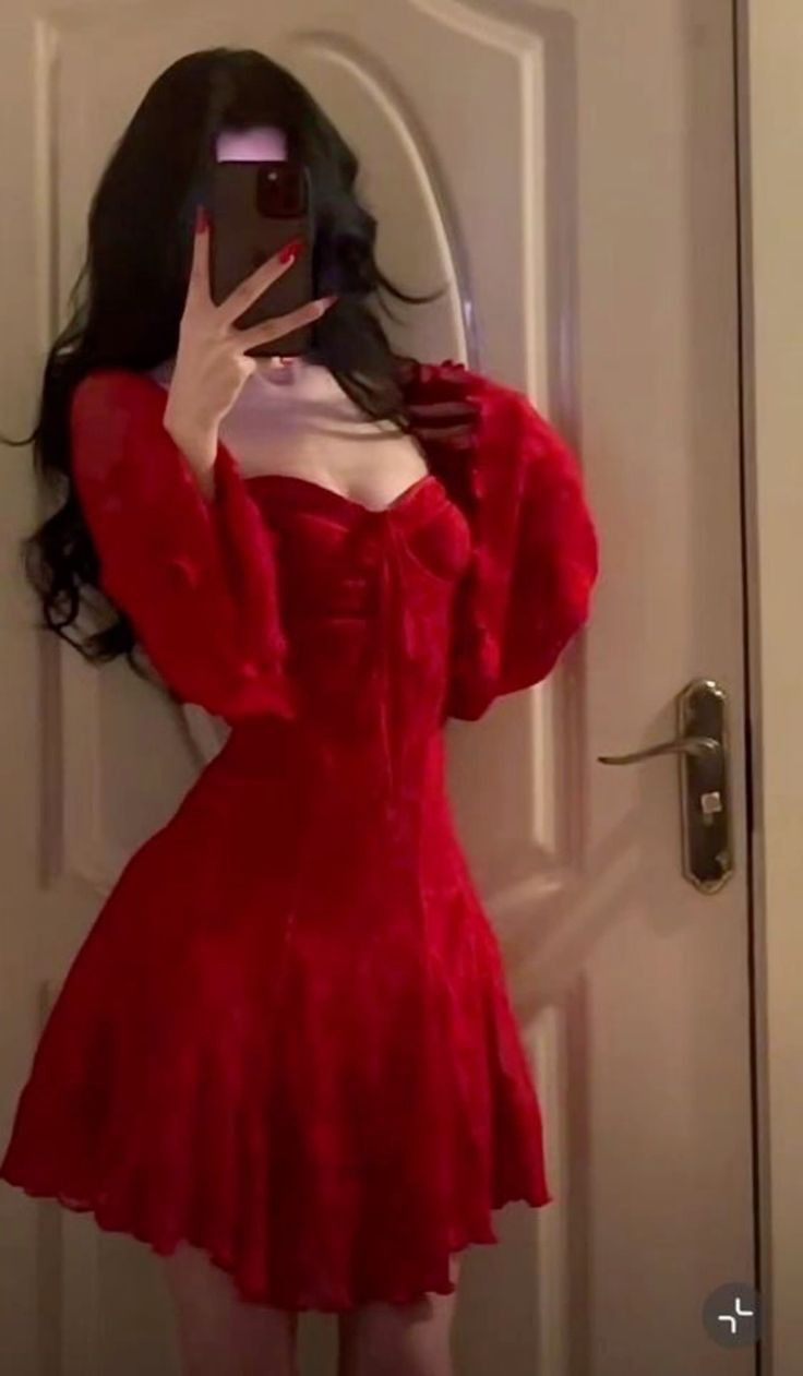 Charming Red Sweatheart Neck Lace A Line Homecoming Dress cc1710