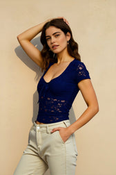 Vintage Lace Slim T-shirts