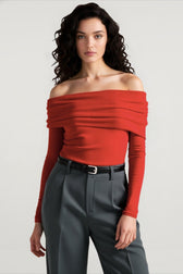 Off Shoulder Slim Knit Sweater