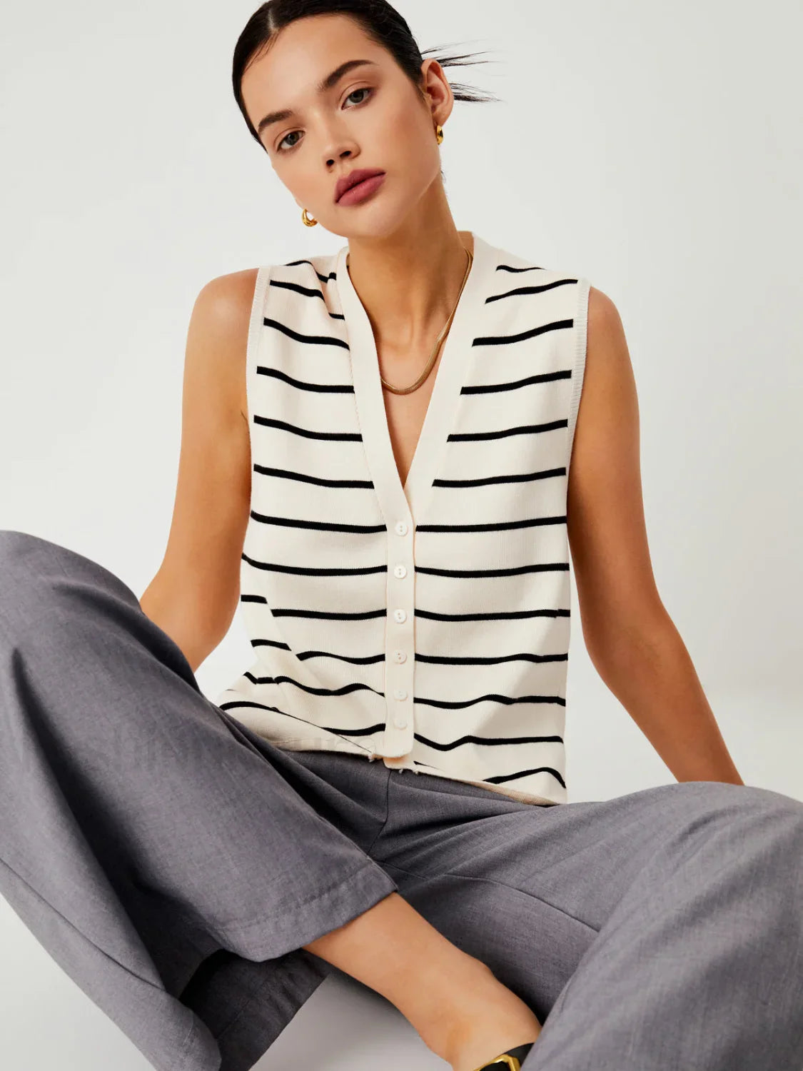 Effortless Stripe Vest Off White / XS Sweater Vests