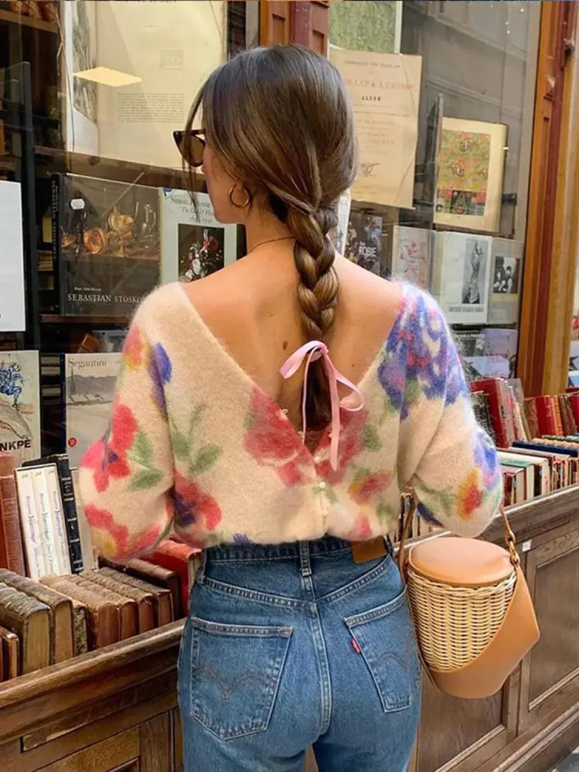 Elegant Flower Print Backless Knitted Women Fashion V Neck Long Sleeve Sweater
