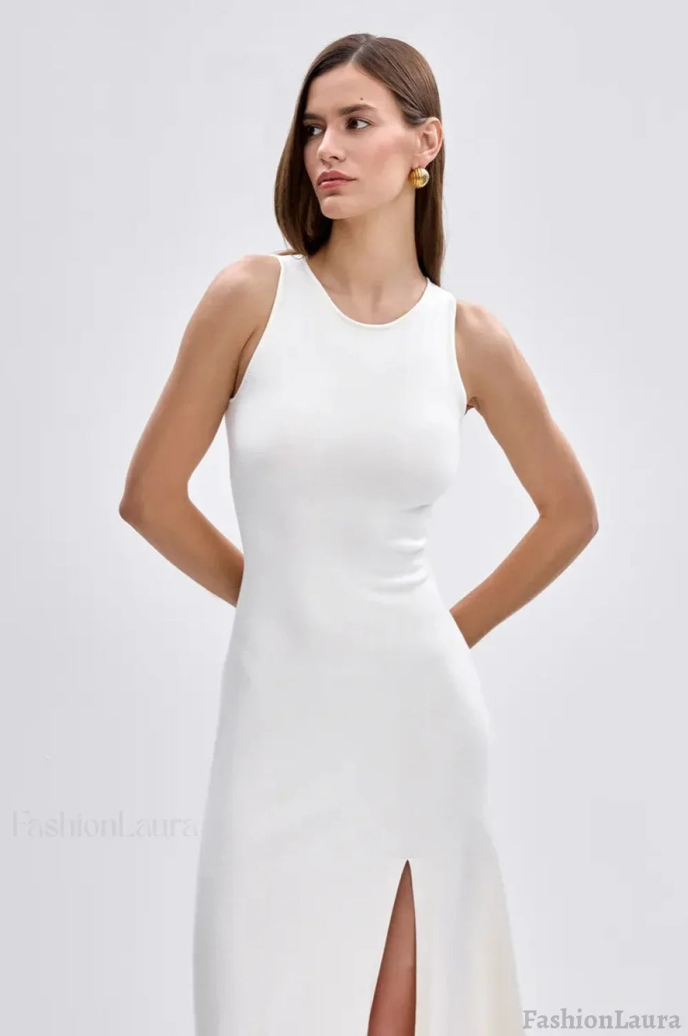 Elegant Knit Sleeveless Sweater Dress S / White