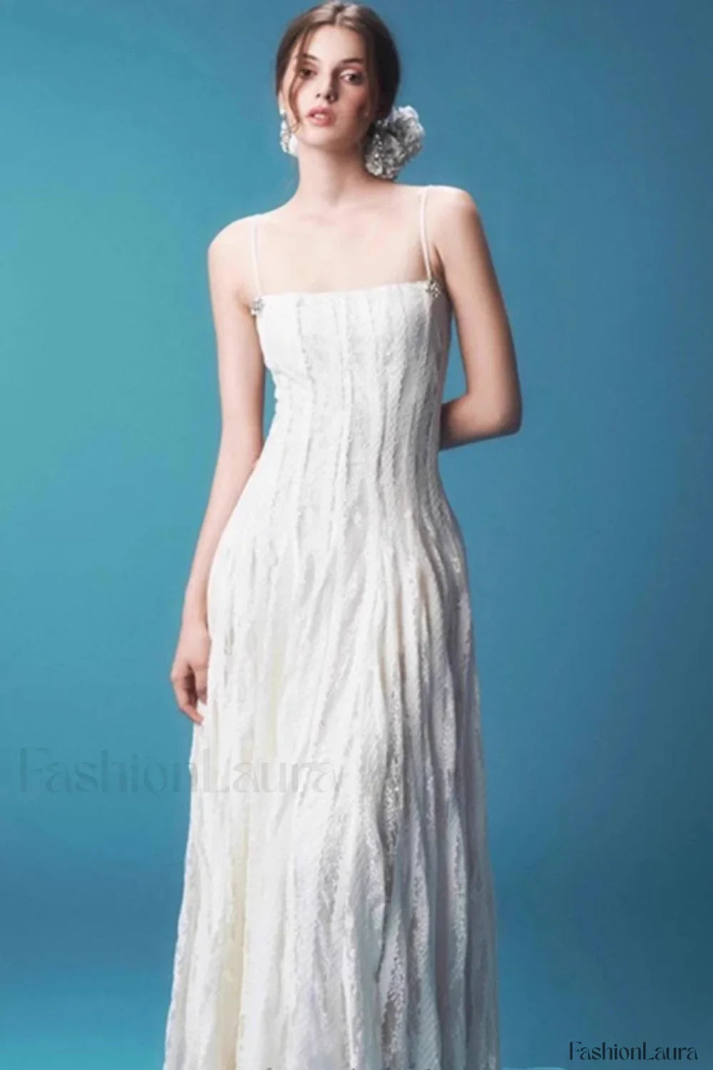 Elegant Lace Strapless Maxi Dress