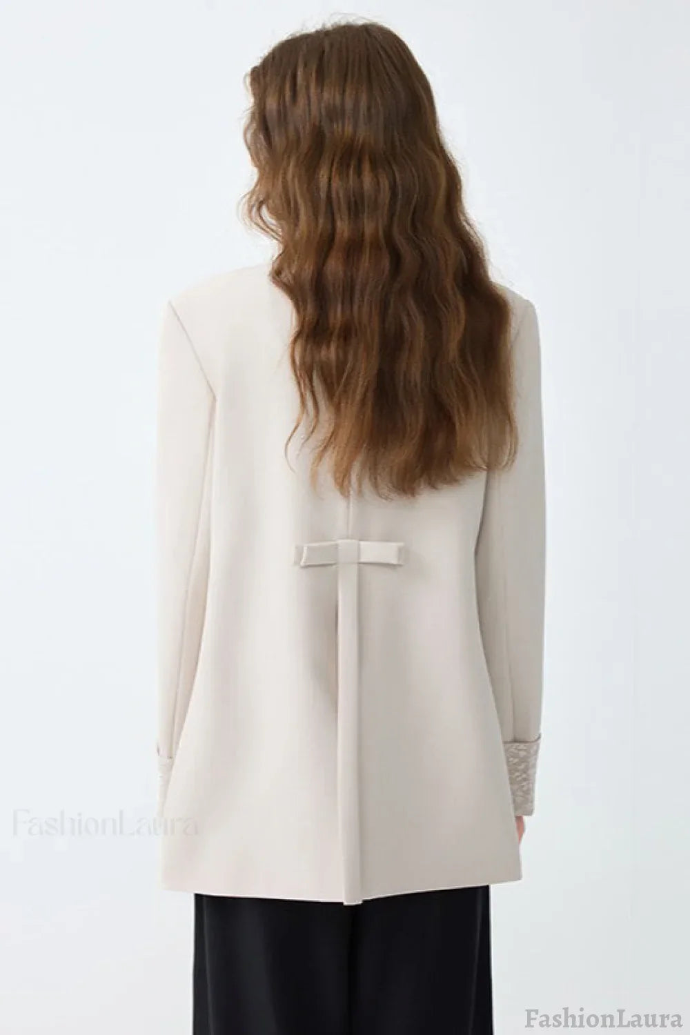 Elegant Mid-Length Office Blazer