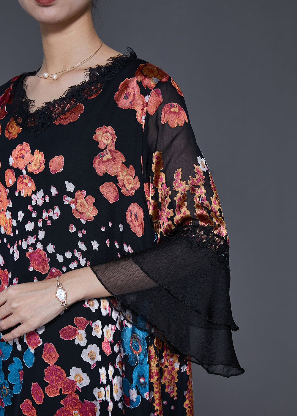 Sophisticated Dress with a Clean Classic Look