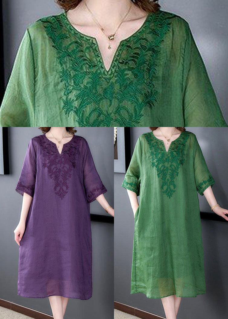 V-Neck Floral Embroidery Three Quarter Sleeve Shift Midi Dress