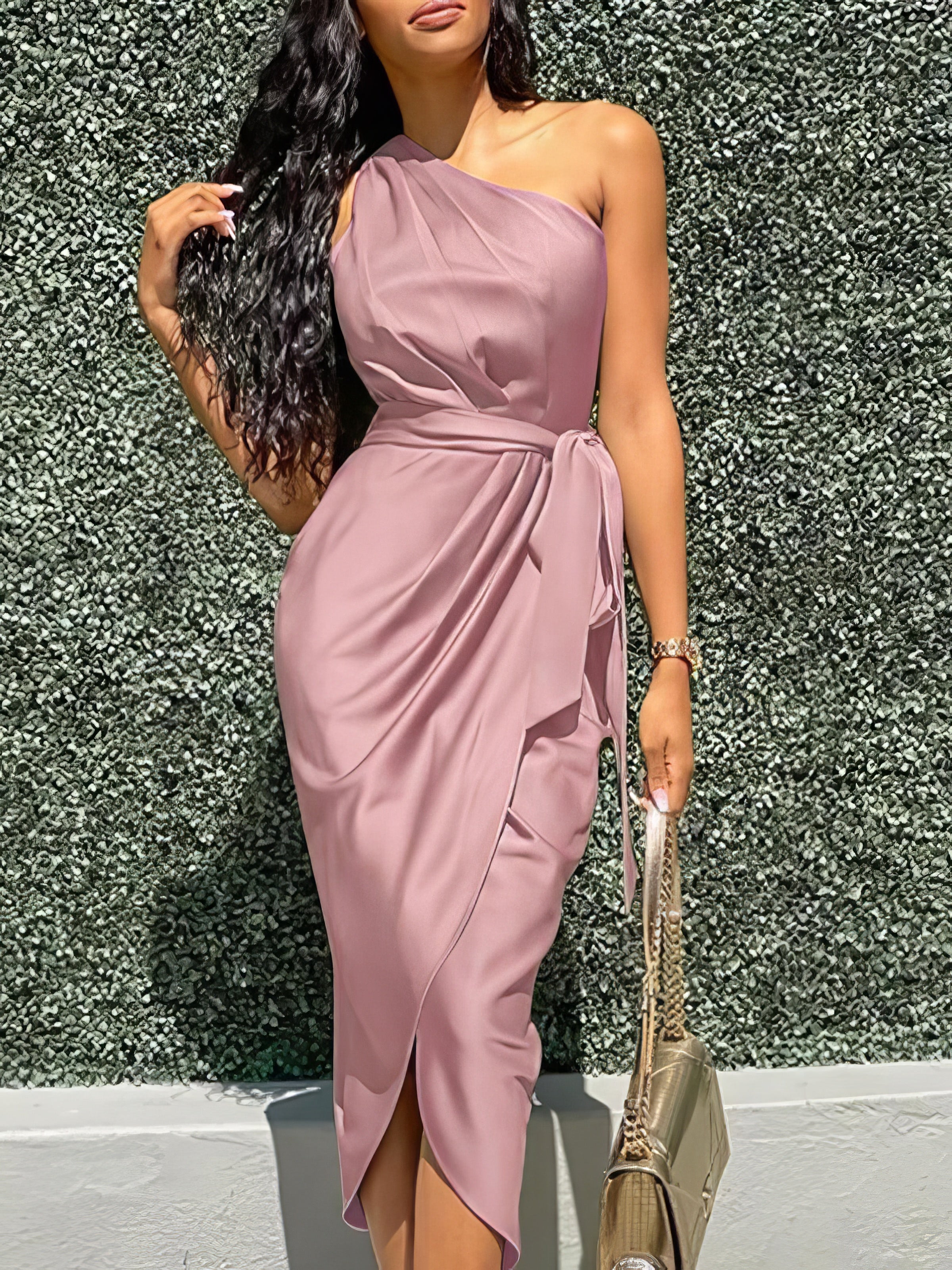 Polished Dress with an Effortless Classic Look