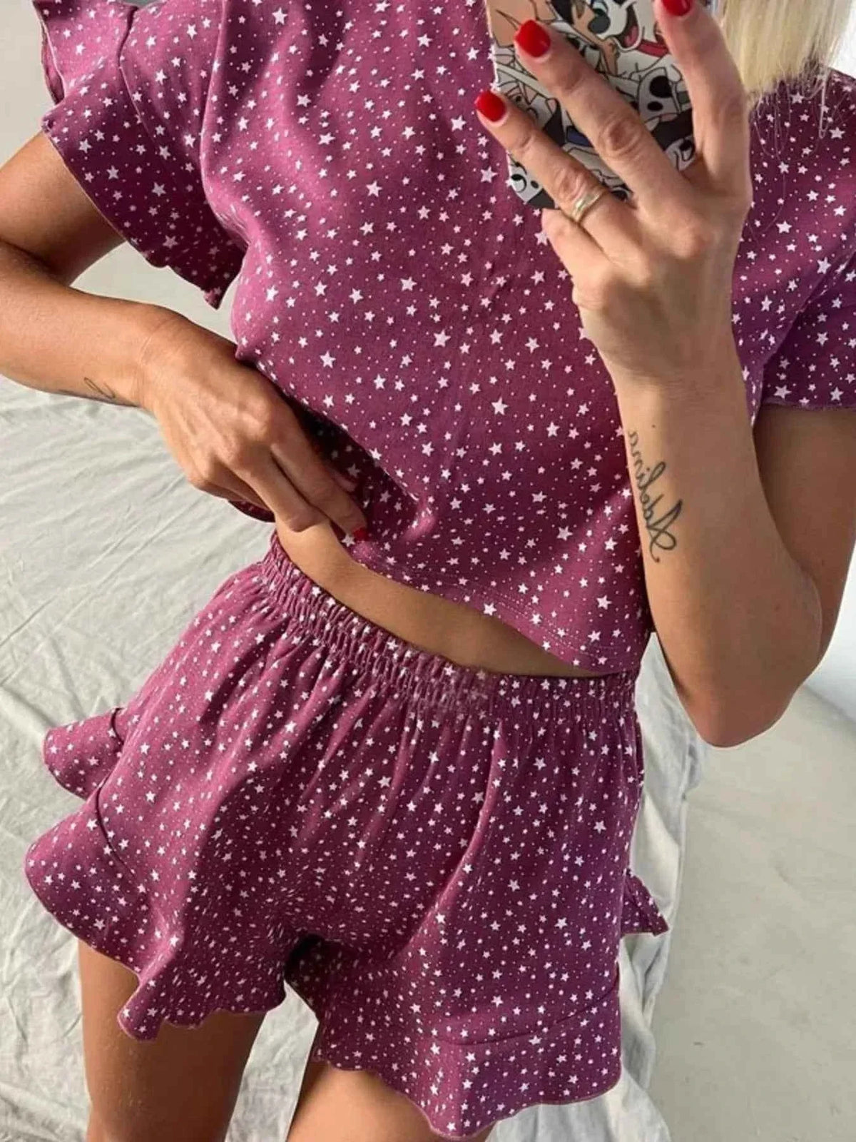Star Print Ruffle Sleeve Crop Top and Ruffle Hem Shorts Two Piece Set 5