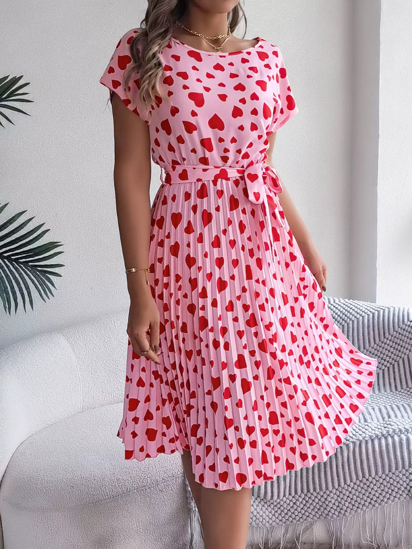 Heart Print Belted Pleated Midi Dress Pink