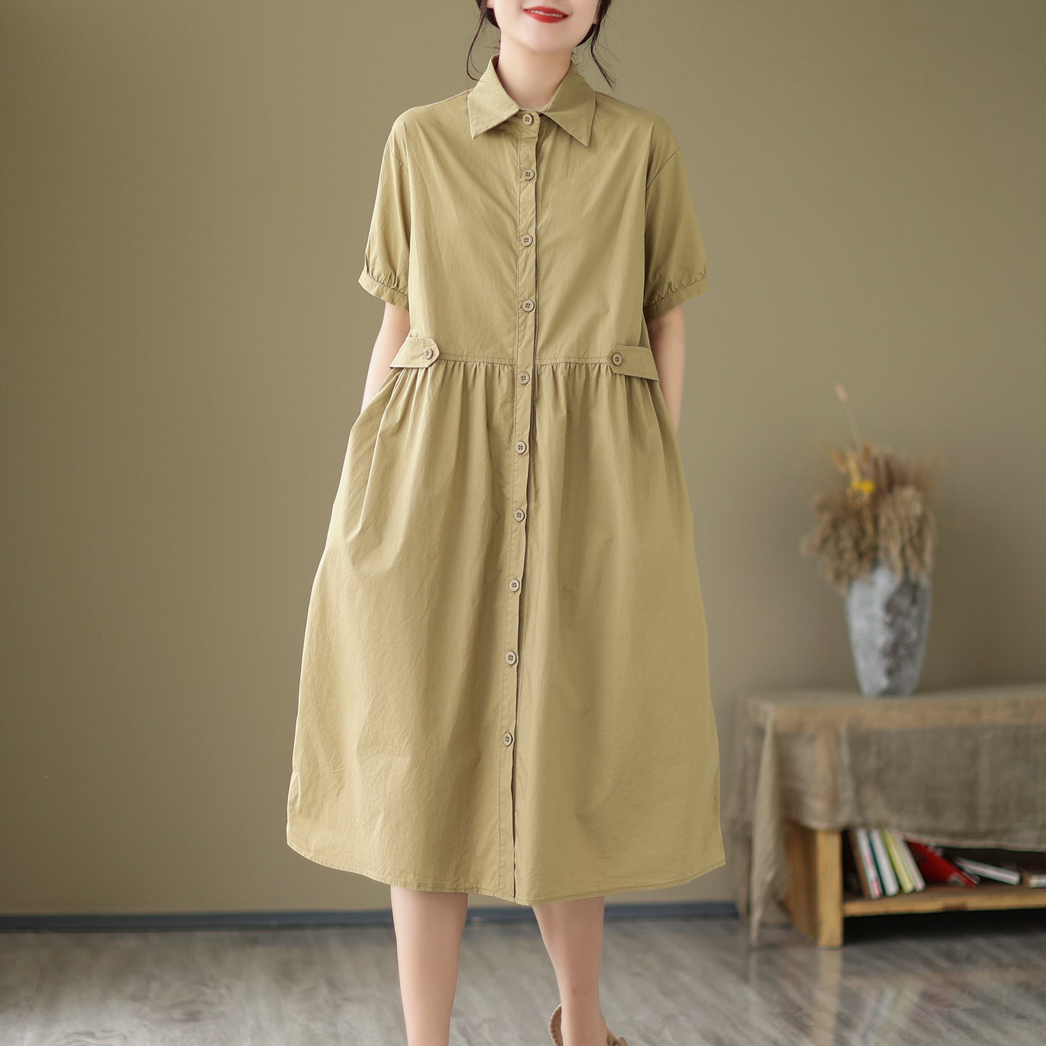 Sophisticated Dress with a Clean Classic Look