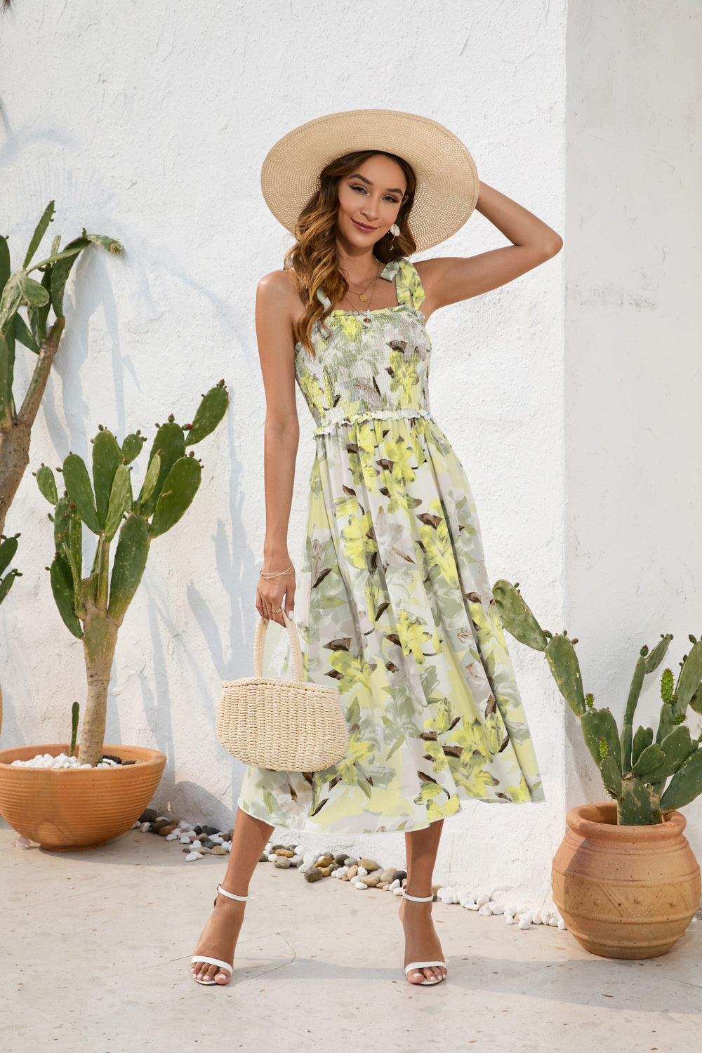 Gracefully Styled Dress for Any Occasion