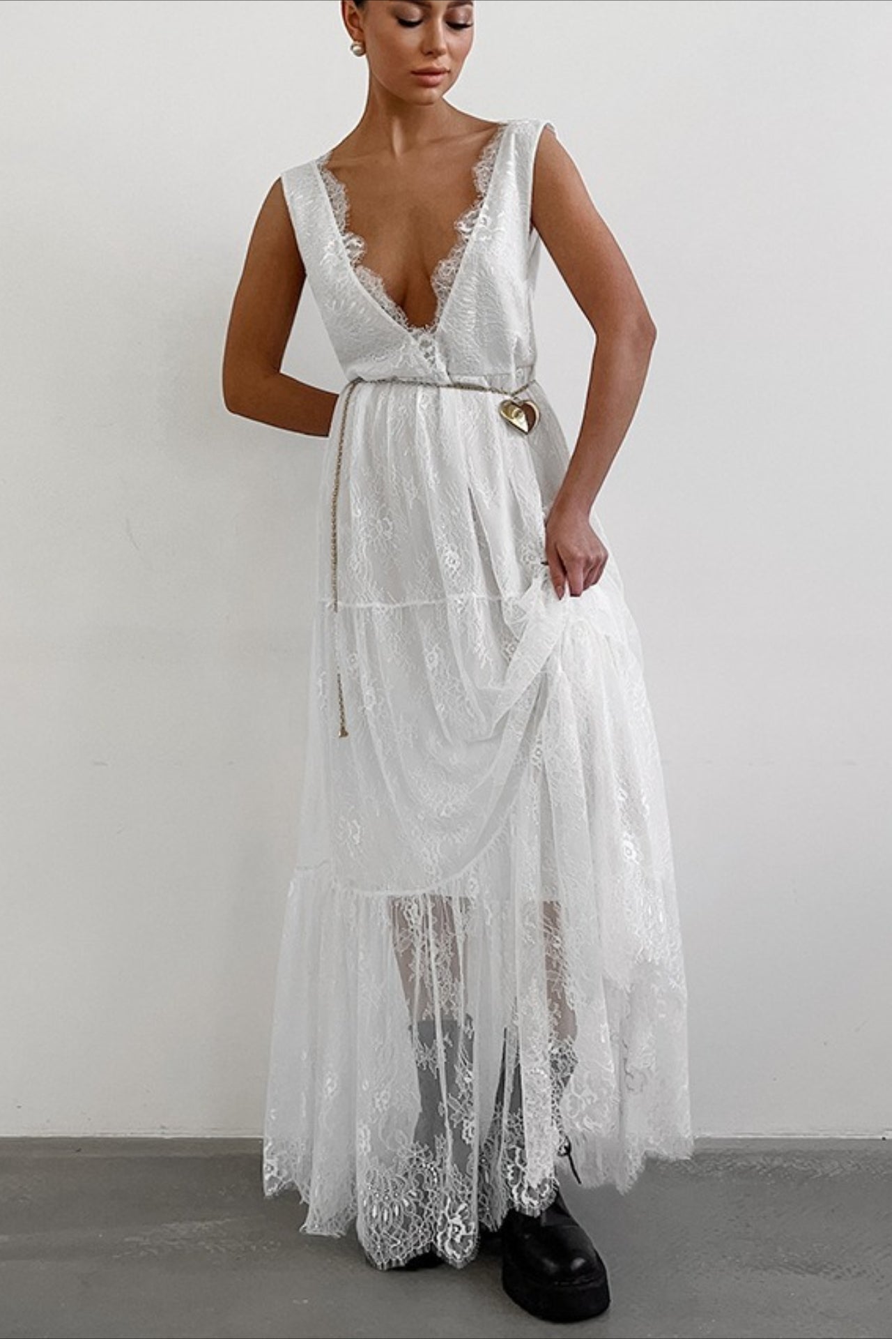 Lace V Neck Open Back Maxi Dress 3