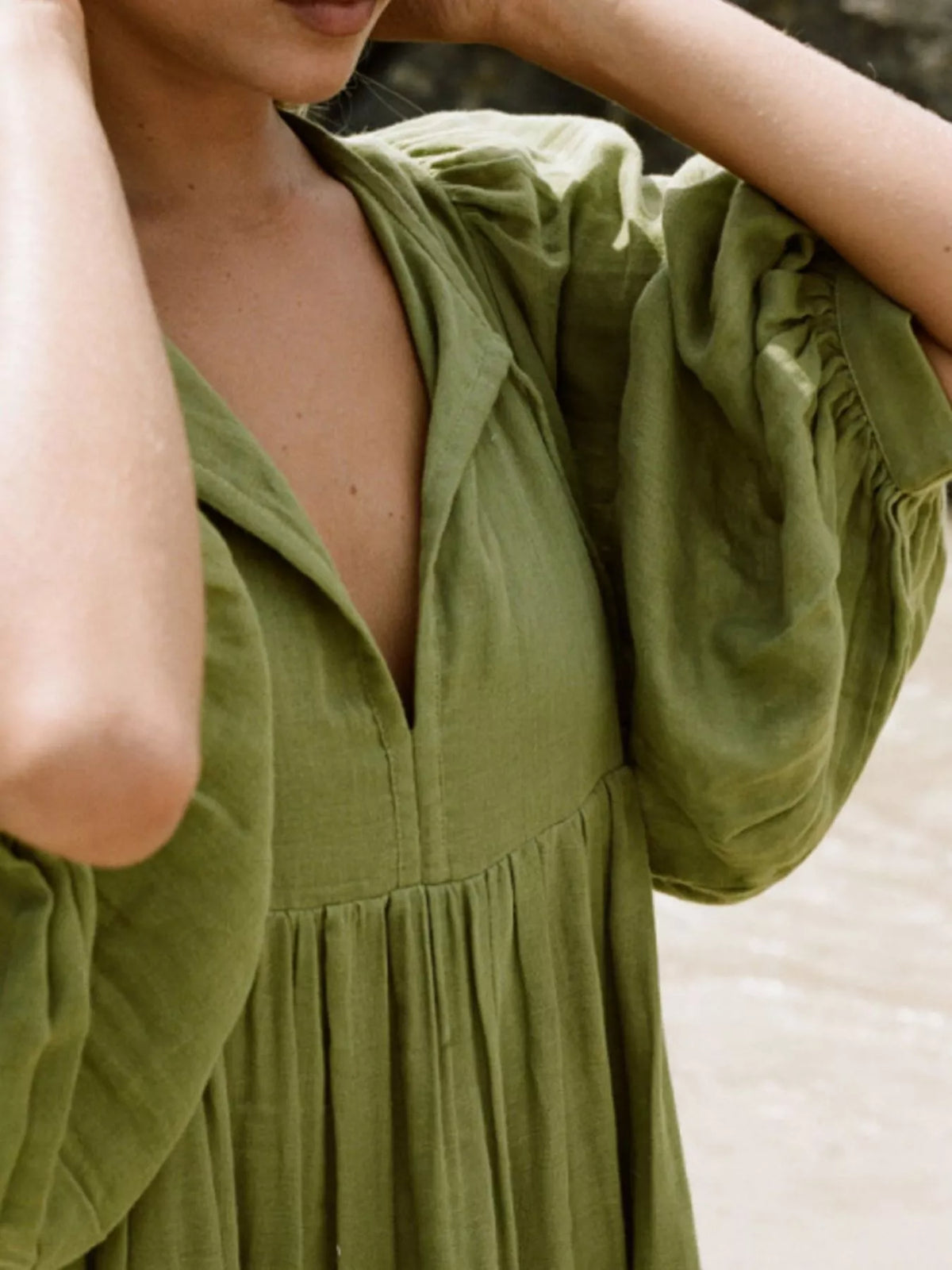 Split V-Neck Tie Neck Puff Sleeve Smock Midi Dress 20