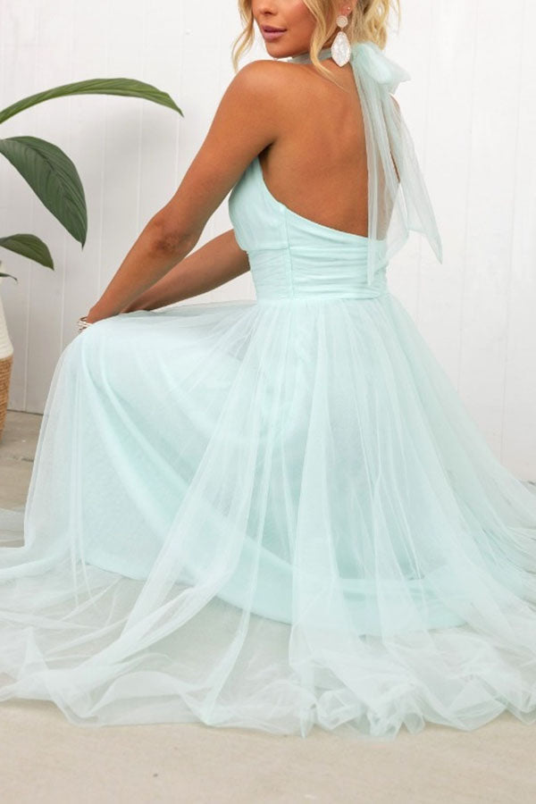Gwendolen Minimalist Chic Women's Dress Silhouette Collection