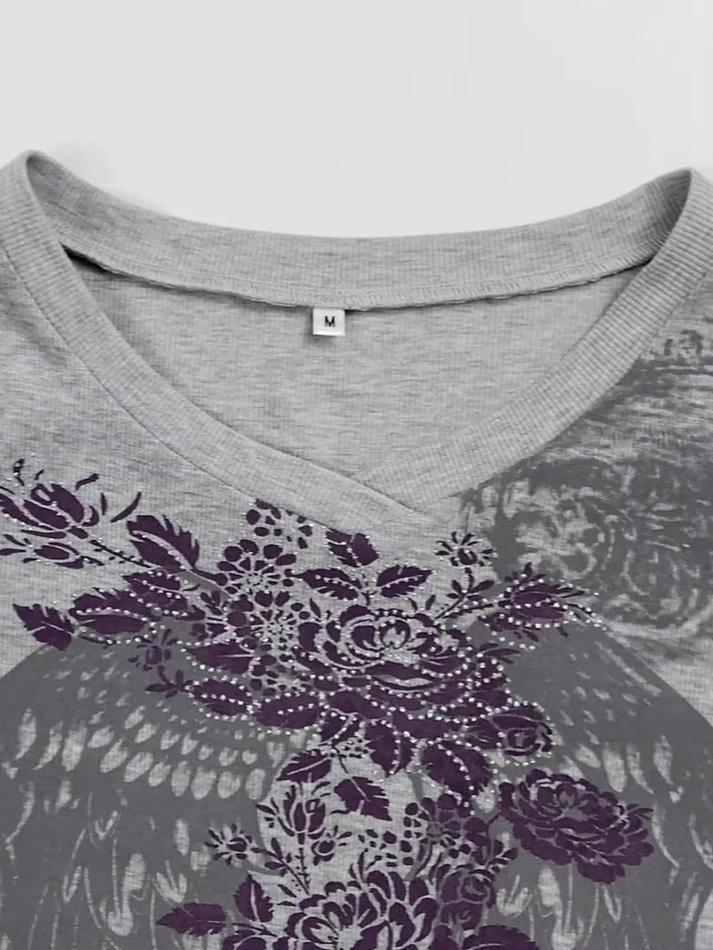 Scoop Neck Long Sleeve Floral Wing Print Fitted Crop Top 29