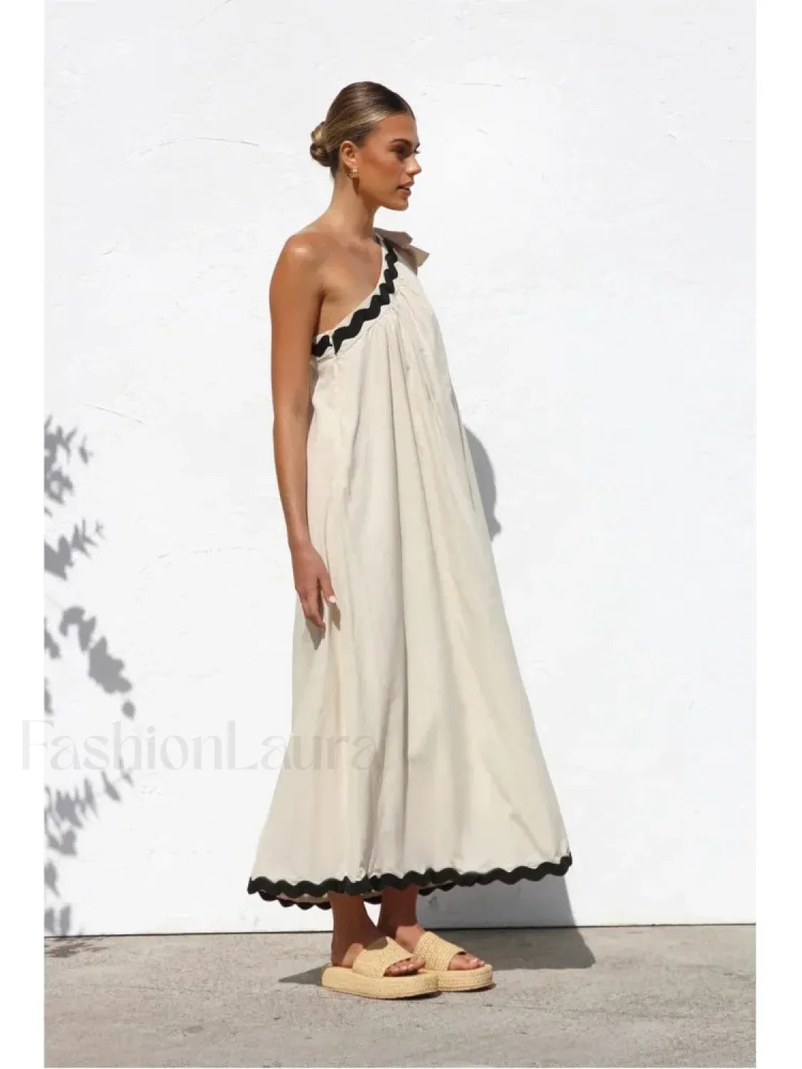 French Sloping-Shoulder Boho Dress