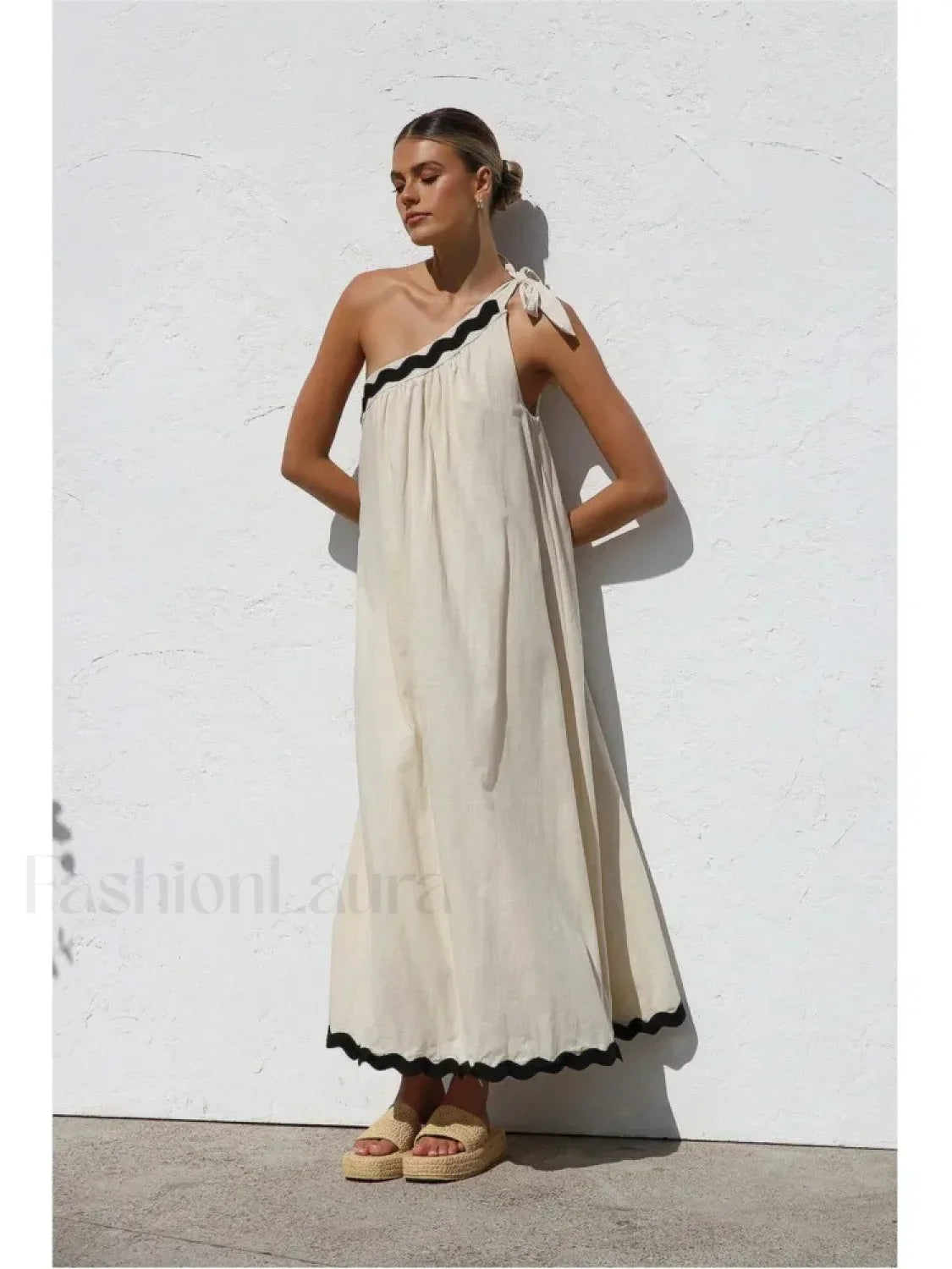 French Sloping-Shoulder Boho Dress