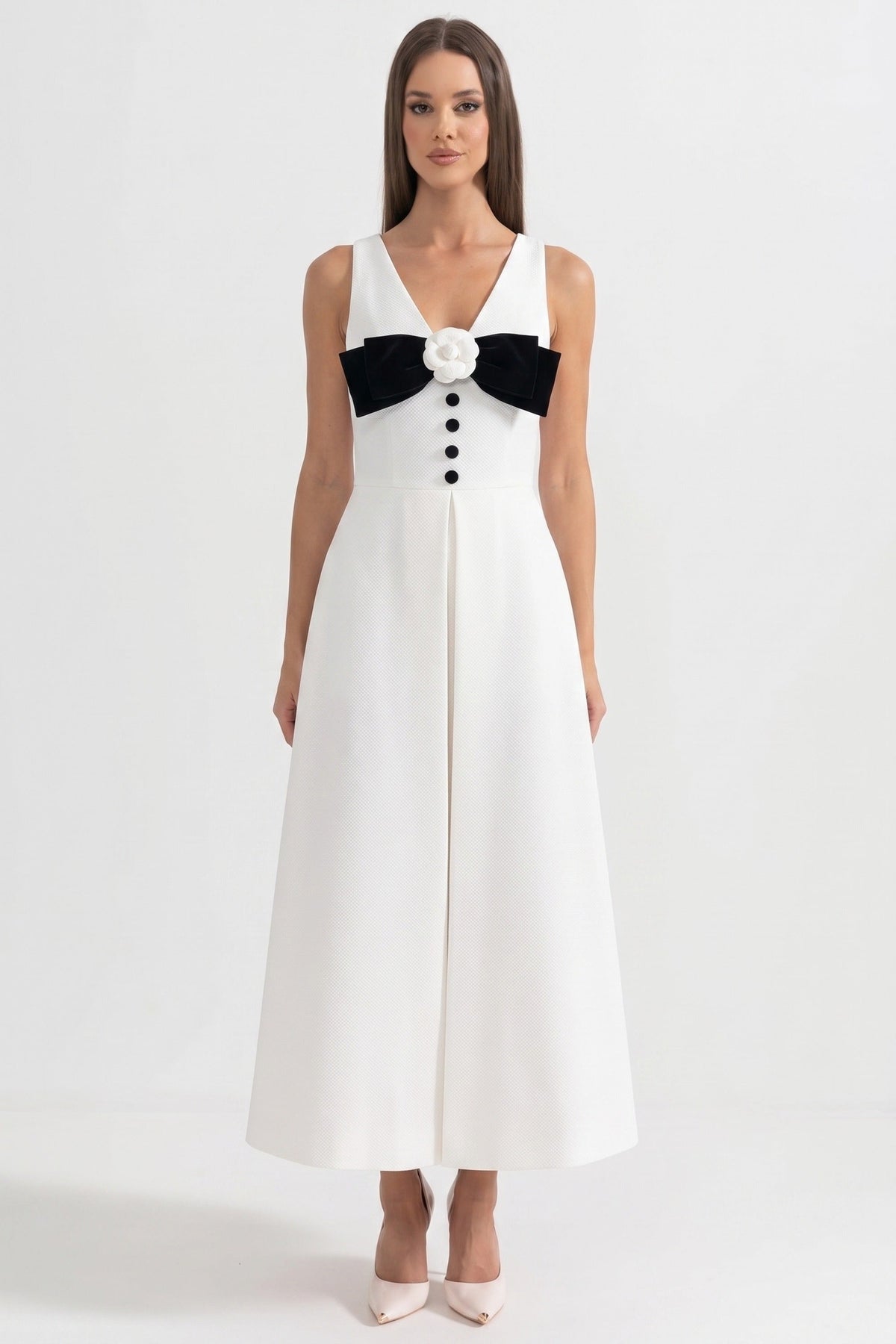 V-Neck Sleeveless Contrast Bow Front Button Detail A-Line Midi Dress