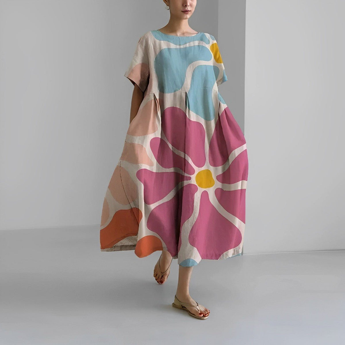 Abstract Floral Round Neck Short Sleeve Pleated Maxi Dress
