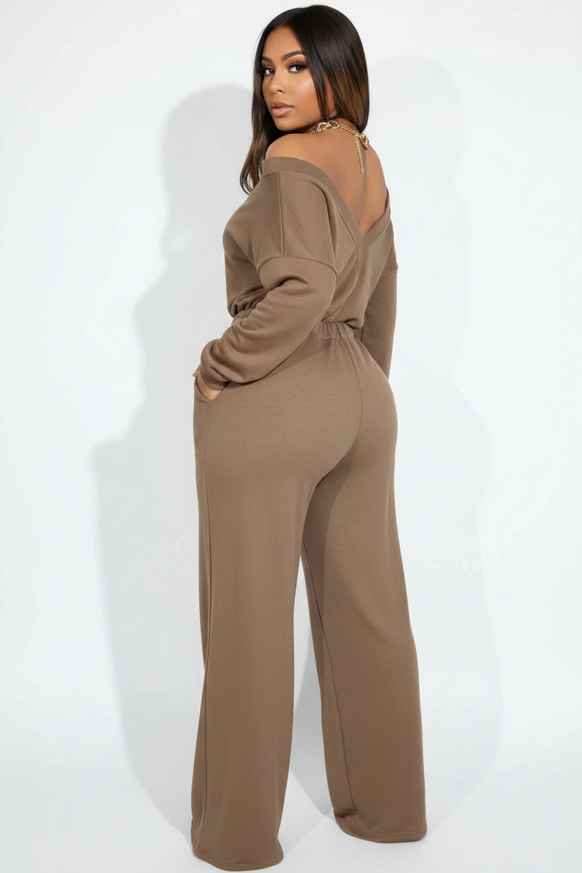 Chic Black Jumpsuit for Women | Tailored Fit & Versatile Design