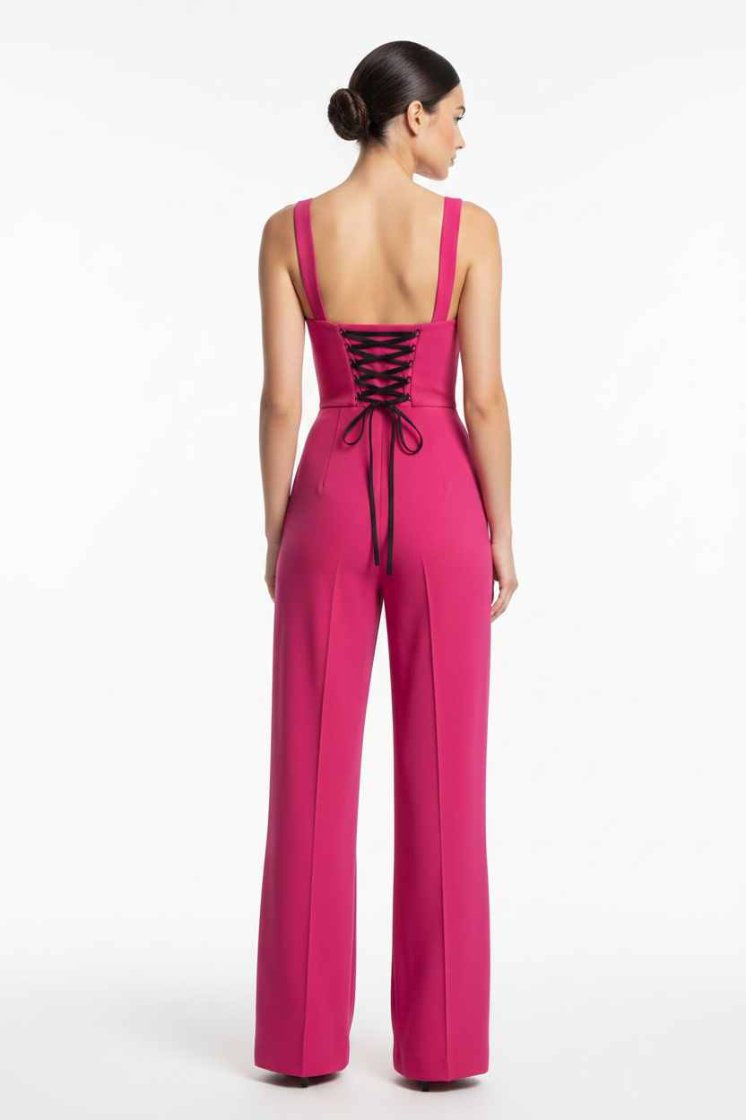 Elegant Black Women's Jumpsuit with Tailored Fit and Pockets