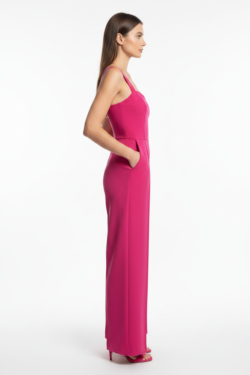 Elegant Black Women's Jumpsuit with Tailored Fit and Pockets