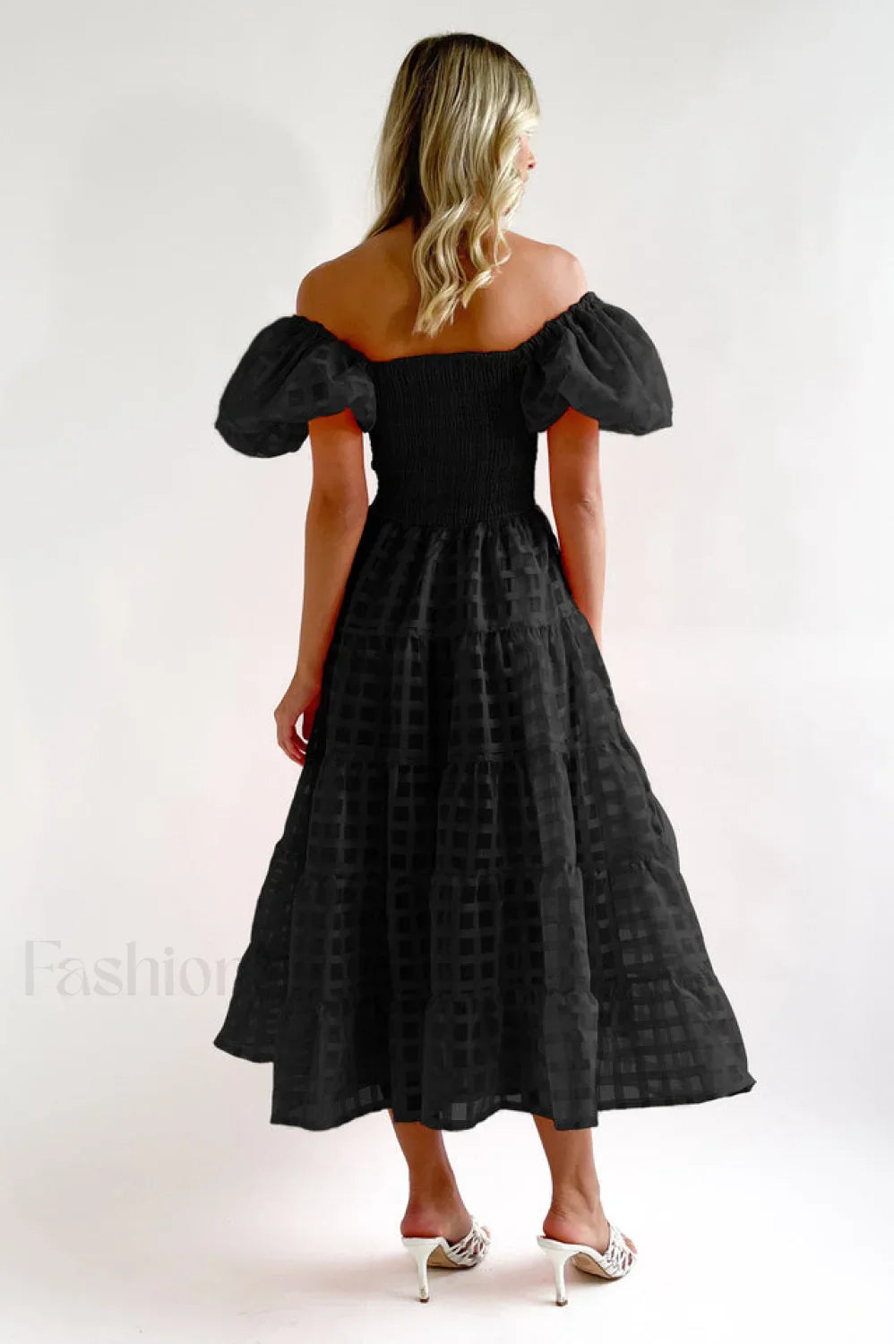 Gin Elegant Midi Dress
