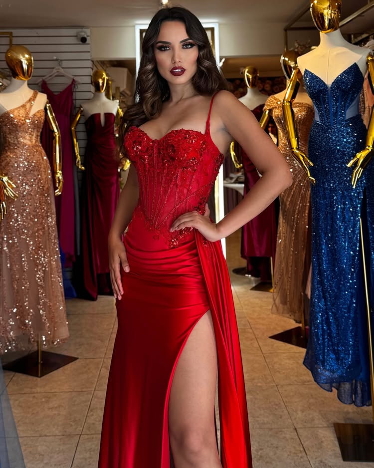 22050 - Sweetheart Illusion Lace Appliques Mermaid Long Formal Prom Dress with Slit