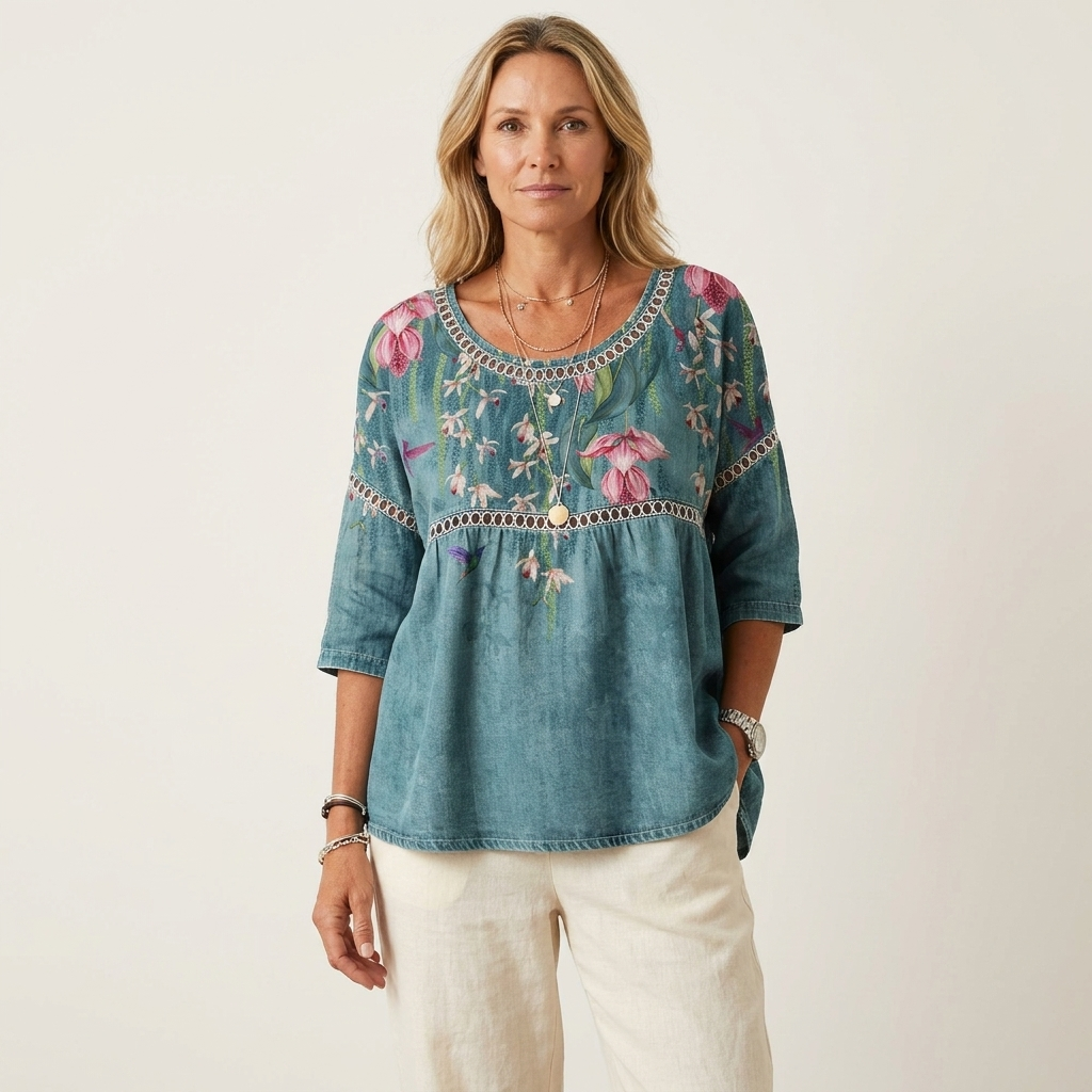 Kelly | Tunic Top With Lace Trim & Three-Quarter Sleeves 4