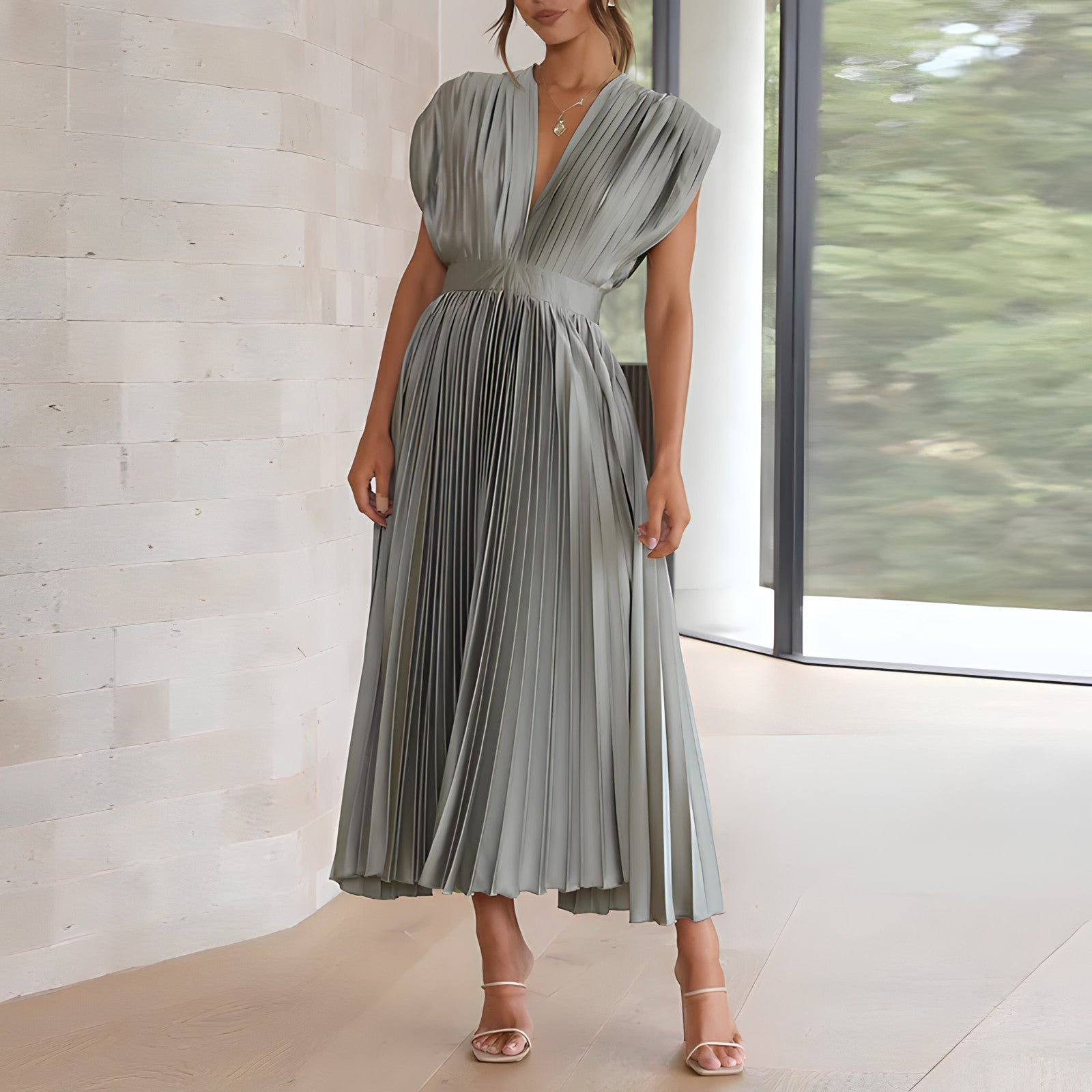 Selena Boutique Dress Chic Silhouette Collection
