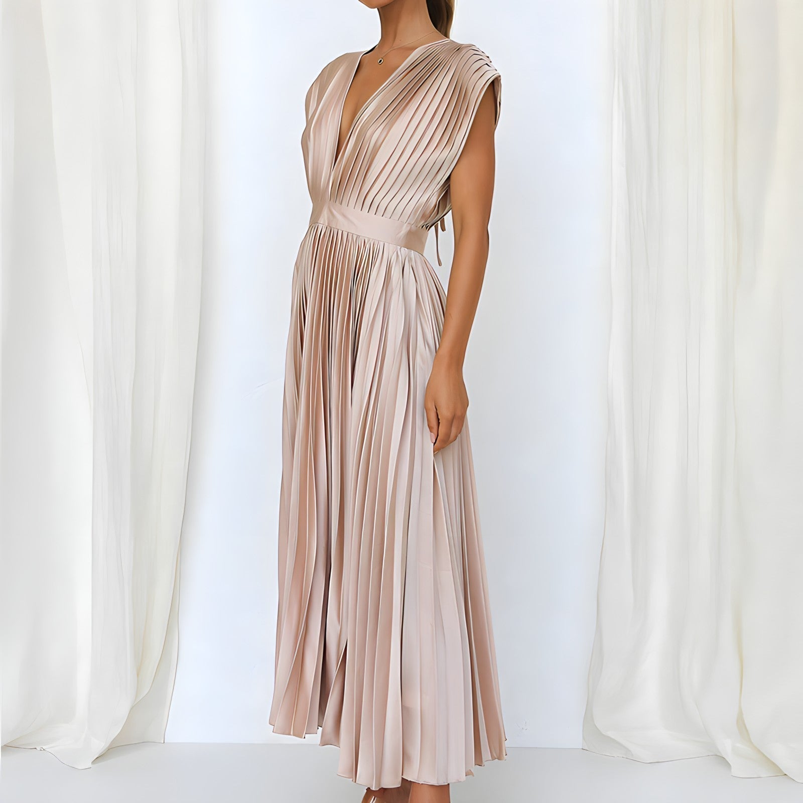 Manuela Chic Dress Designer Edit