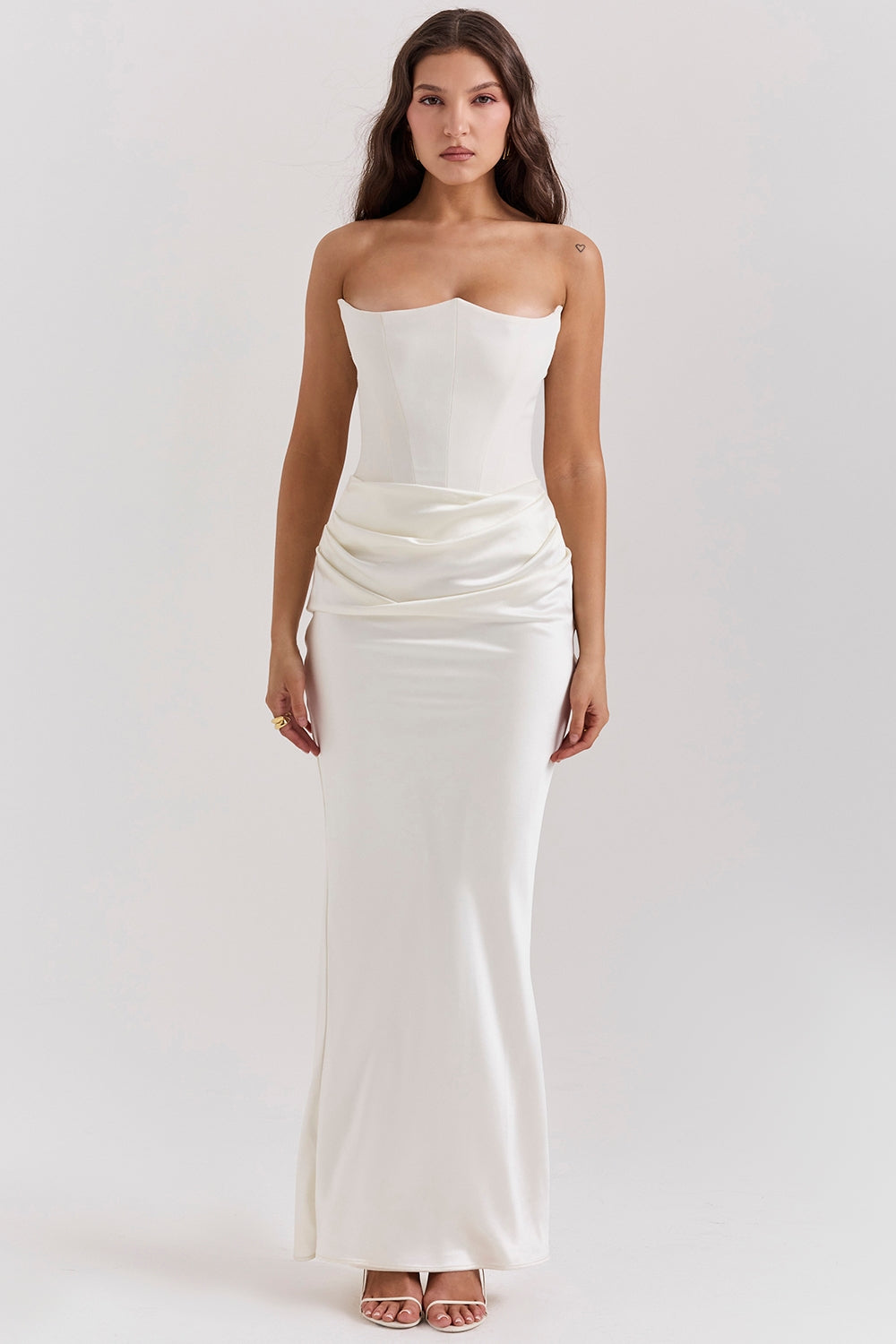 Rosario Aesthetic Deluxe Maxi Dress Chic Silhouette Collection