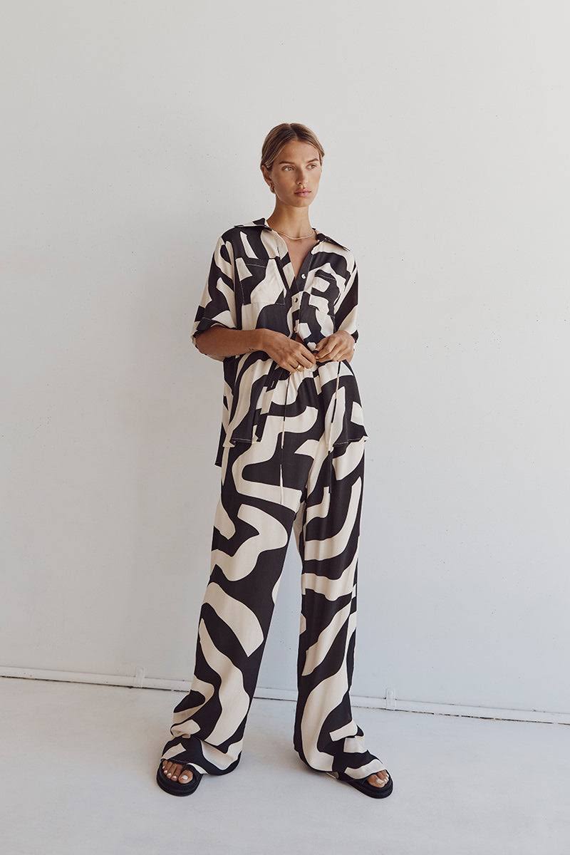 LEAH TWO Stylish PIECE SET