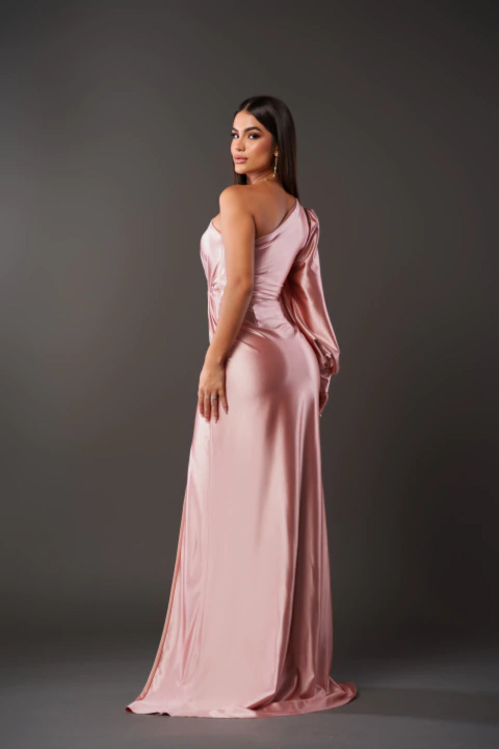 Ileana Minimalist Dress Silhouette Evening Wear Edit