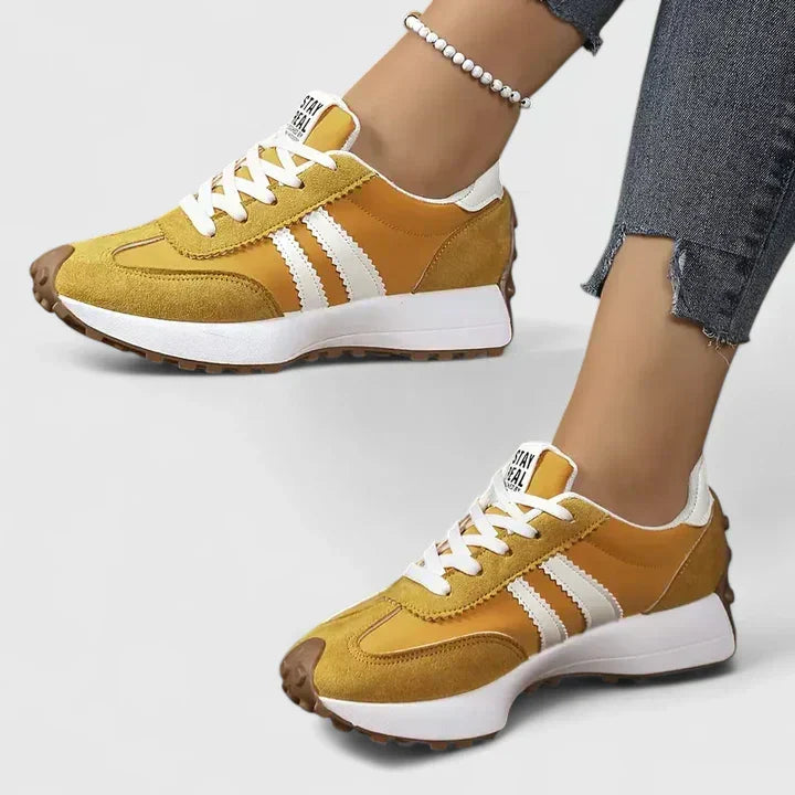 Lace Up Side Stripe Suede Panel Retro Sneakers