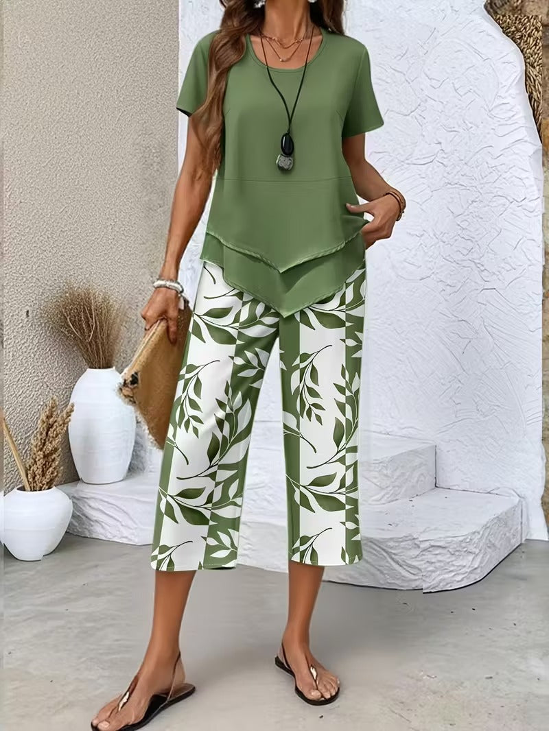 Short Sleeve Top and Leaf Print Cropped Pants Two Piece Set