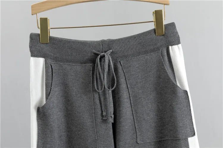 Contrast Trim Sweater and Jogger Pants Two Piece Set
