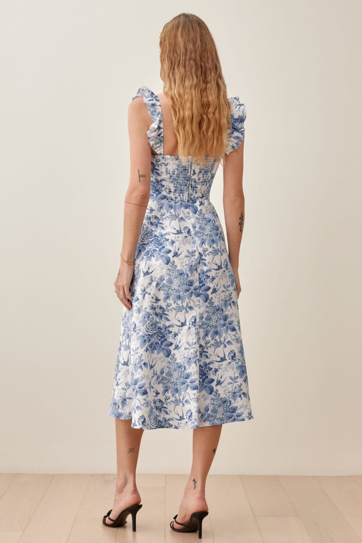 Premium Xara Printed Midi Dress with Ruffle Straps and Slit Evening Wear Edit