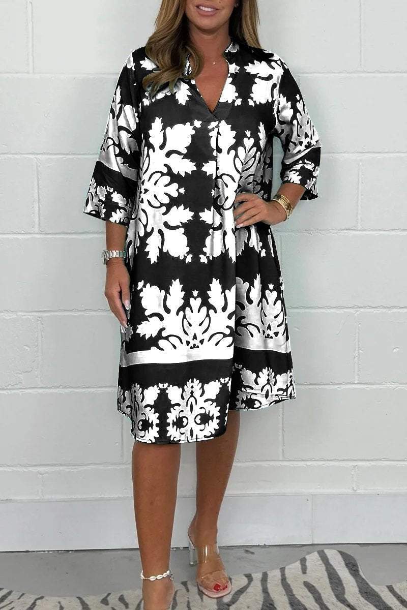 Notch Neck Half Sleeve Damask Print Shift Midi Dress